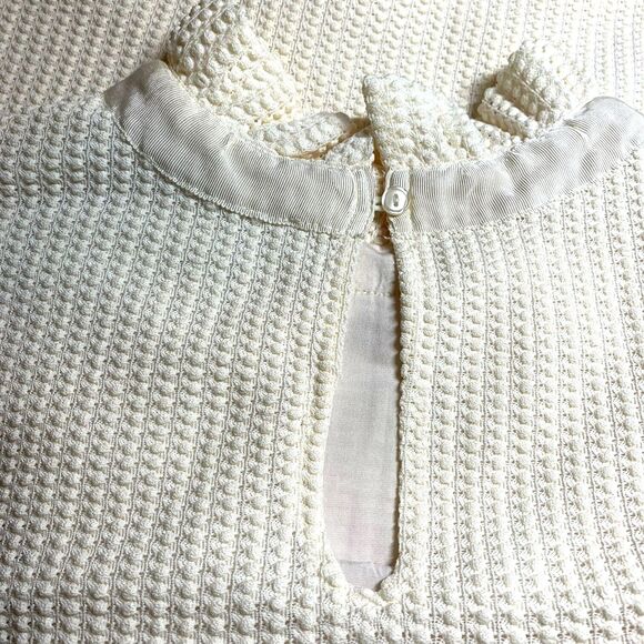 Waffle Knit Mazik Top Ladies Ruffle Neck Cream Knob Fabric Lined Small NWT - Picture 7 of 12